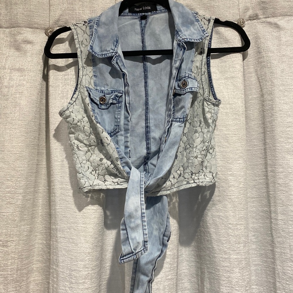 Cute jean top